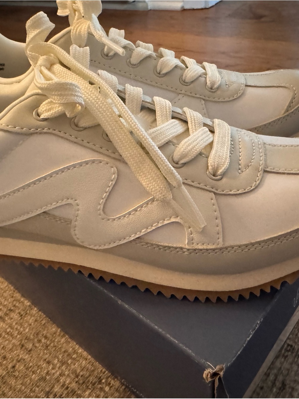 Universal Thread Mercedes Cream and Gum Retro Runner Sneakers - Picture 3 of 9